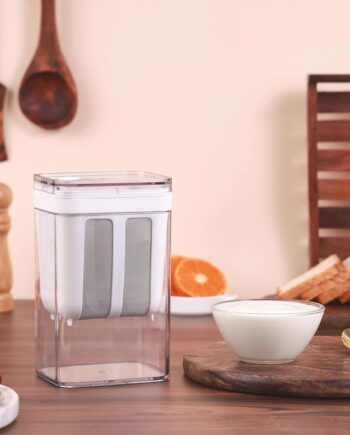 HomeEssentials Greek Yogurt & Curd Maker - 1100ml Fine Mesh Strainer with Lid | Multifunctional yoghurt Filter | Curd Maker for Home | Whey Separator | Perfect for Homemade Yogurt, Curd, Cheese & More